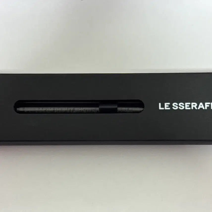 [BUNJANG] LE SSERAFIM FEARLESS Light Stick / 르세라핌 피어레스 데뷔 쇼케이스 스틱 응원봉