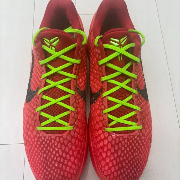 [BUNJANG] Kobe 6 Grinch Shoes (Size 285) / 코비6 리버스 그린치 285