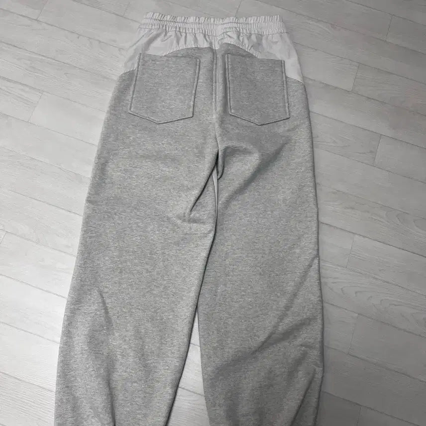 [SOLD OUT] Hgbb 스웻팬츠 S size