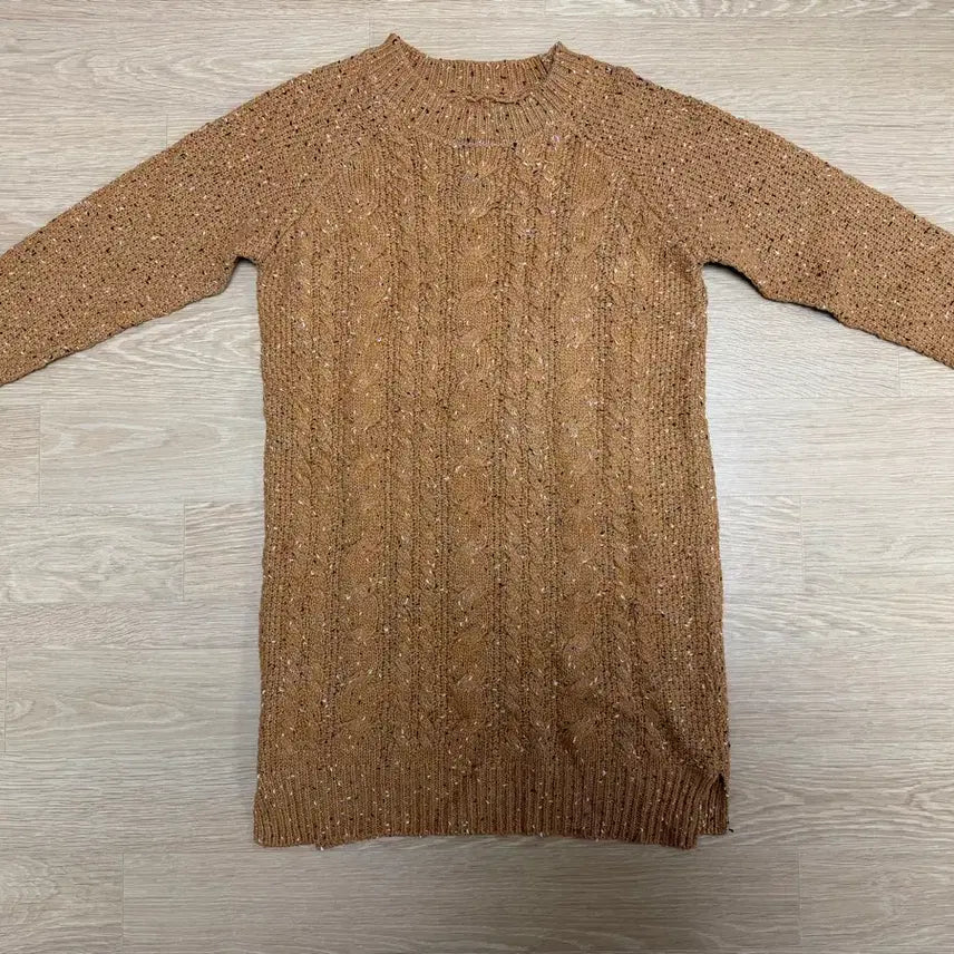 [BUNJANG] Knit Long Sweater / (미착용)꽈배기 패턴 롱 니트 티