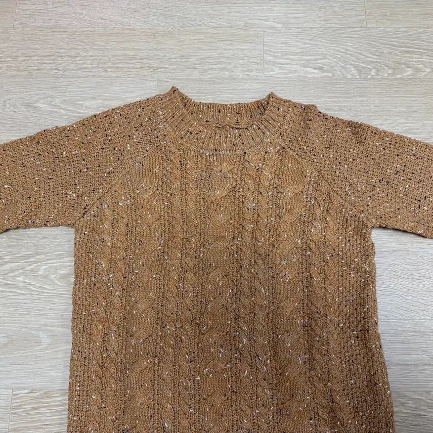 [BUNJANG] Knit Long Sweater / (미착용)꽈배기 패턴 롱 니트 티