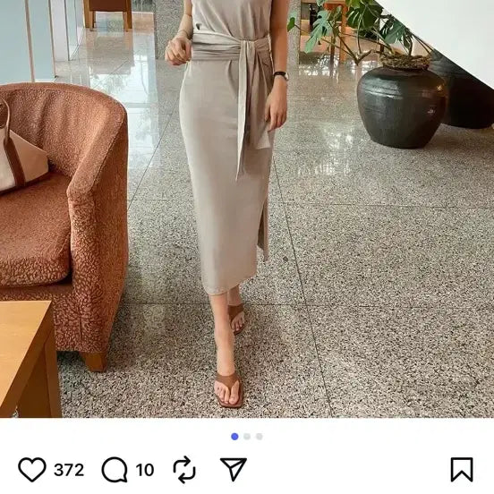 [BUNJANG] Haumji Square Flip-Flop Heel Sandals (Brown) / 하엄지 스퀘어플립플랍 힐 샌들(브라운)