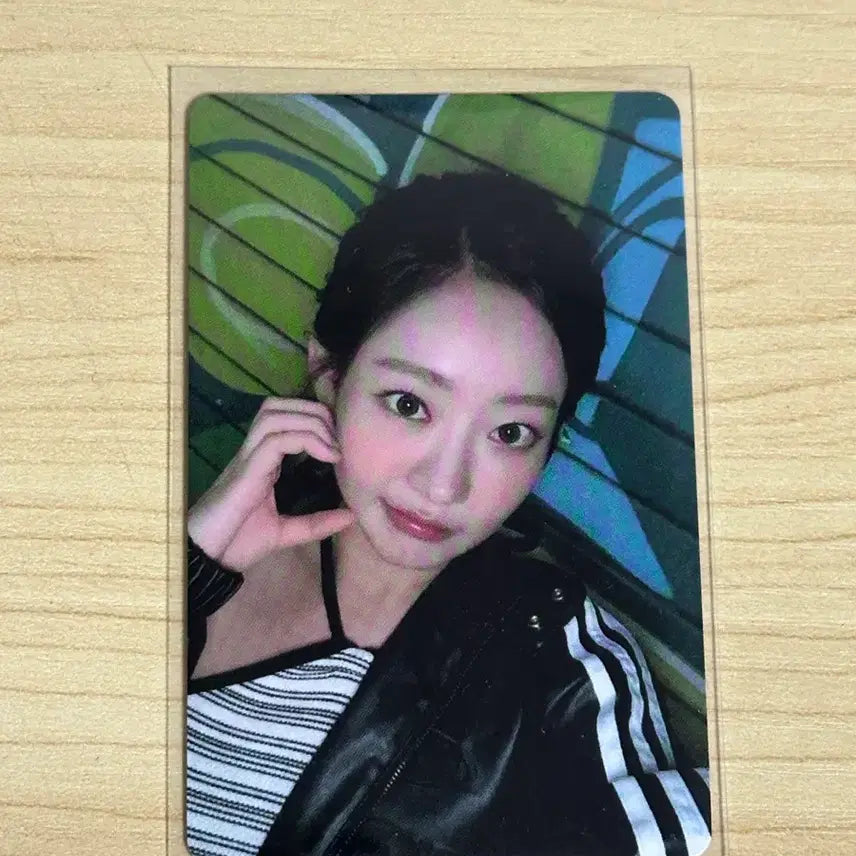 키스오브라이프 쥴리 겟라우드 공방포카 양도