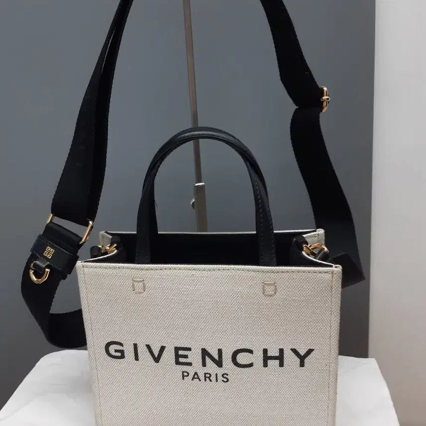 [BUNJANG] Givenchy Canvas Mini Tote Bag / 지방시 캔버스 토트백 미니 크로스백