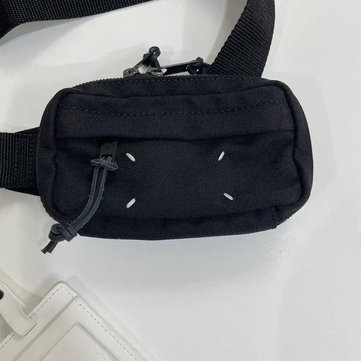 [SOLD OUT] 메종 마르지엘라 벨트백 블랙
