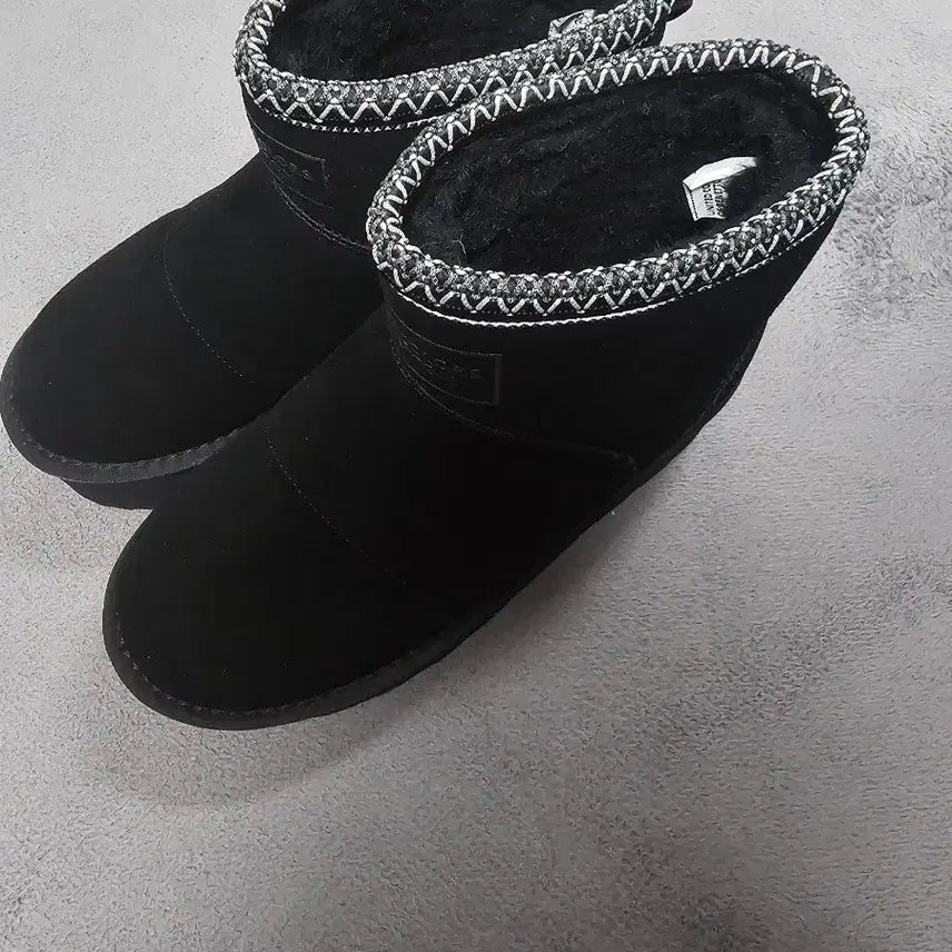 [BUNJANG] Benetton Platform UGG Boots / 베네통 키높이 어그부츠