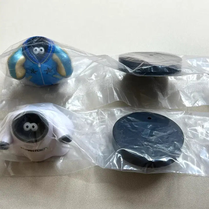 [BUNJANG] Ghostee4 Gacha Capsule Toy Bundle Set / 고스티4 / ghostee4 2종 일괄 (가챠/캡슐토이)