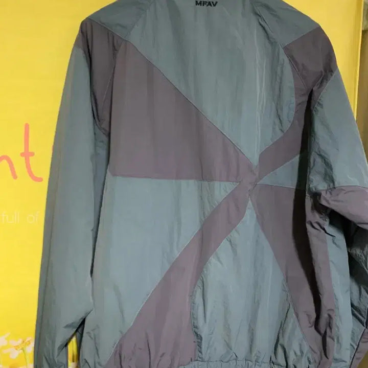 [BUNJANG] MFAV Windbreaker / MFAV 미사용 새상품 바람막이 우븐 판매 합니다