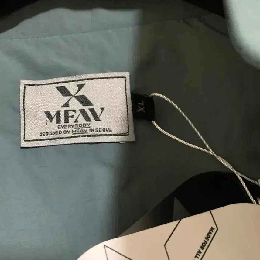 [BUNJANG] MFAV Windbreaker / MFAV 미사용 새상품 바람막이 우븐 판매 합니다