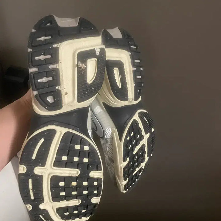 [BUNJANG] Nike V2K Sneakers 280 / 나이키 v2k 280 스니커즈