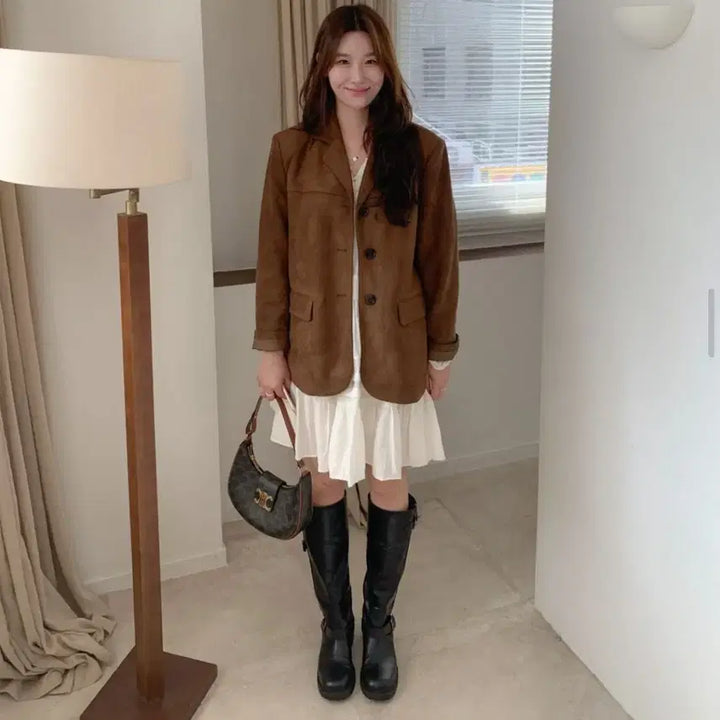 [BUNJANG] Raduna Bicycni Brown Suede Jacket / 스웨이드 브라운 자켓라두나 바이씨니 하나언니 강자매리본타이황언니드오브