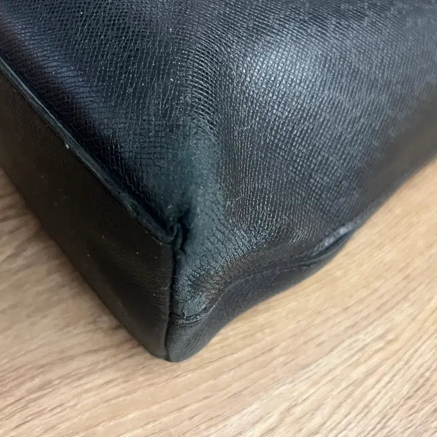 [BUNJANG] Louis Vuitton Taiga Leather Tote Bag / 루이비통 타이가 토트백