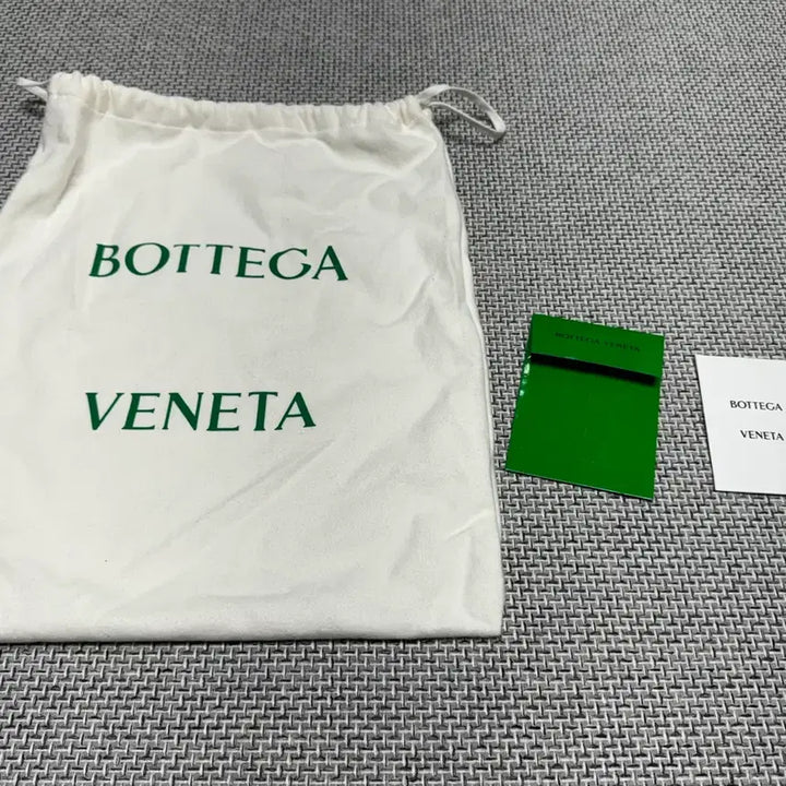 [BUNJANG] Bottega Veneta Cassette Bag / 보테가 베네타 카세트백