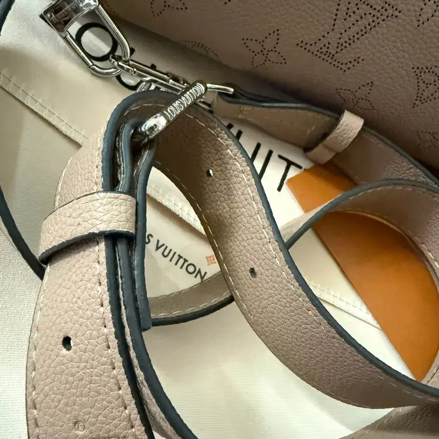 [BUNJANG] Shoulder/Cross Bag / 숄더 겸 크로스 백