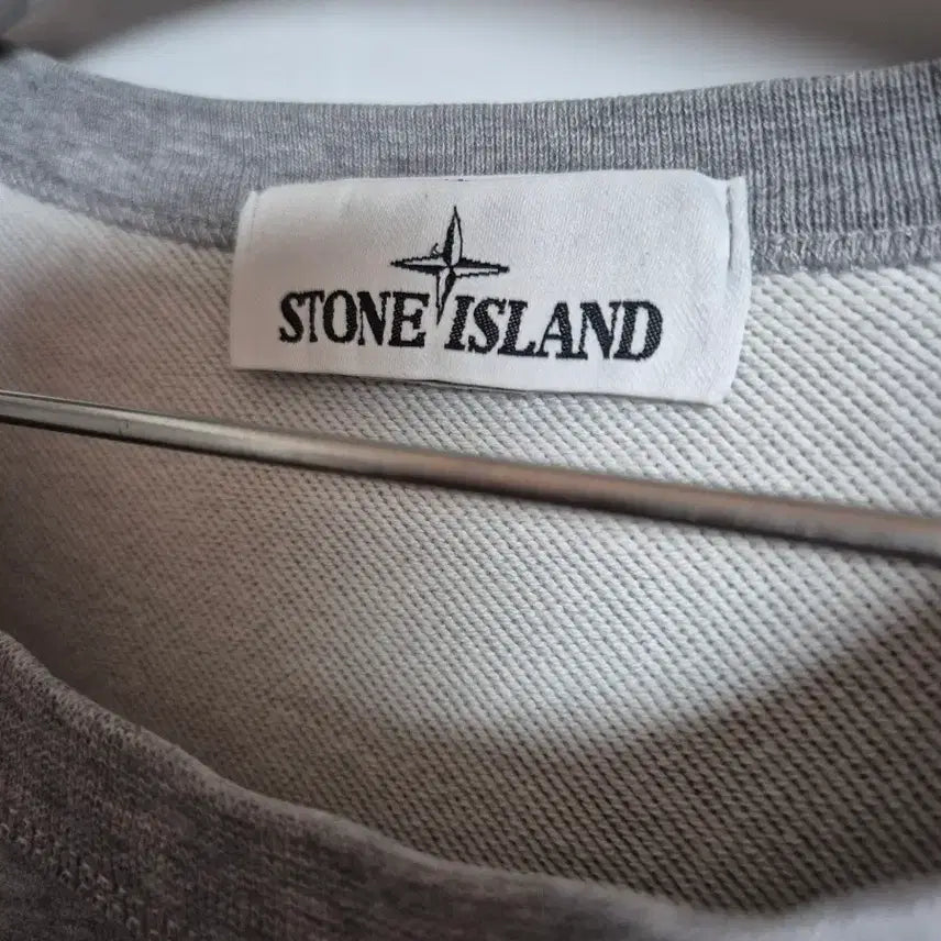 [BUNJANG] Stone Island Gray Sweatshirt / [L] 스톤아일랜드 맨투맨 그레이