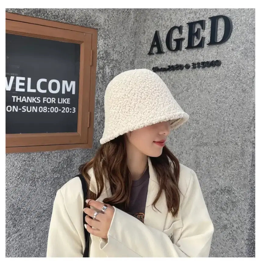 [BUNJANG] Poggles Bucket Hat / 뽀글이 버킷햇