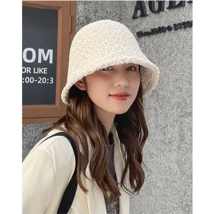 [BUNJANG] Poggles Bucket Hat / 뽀글이 버킷햇