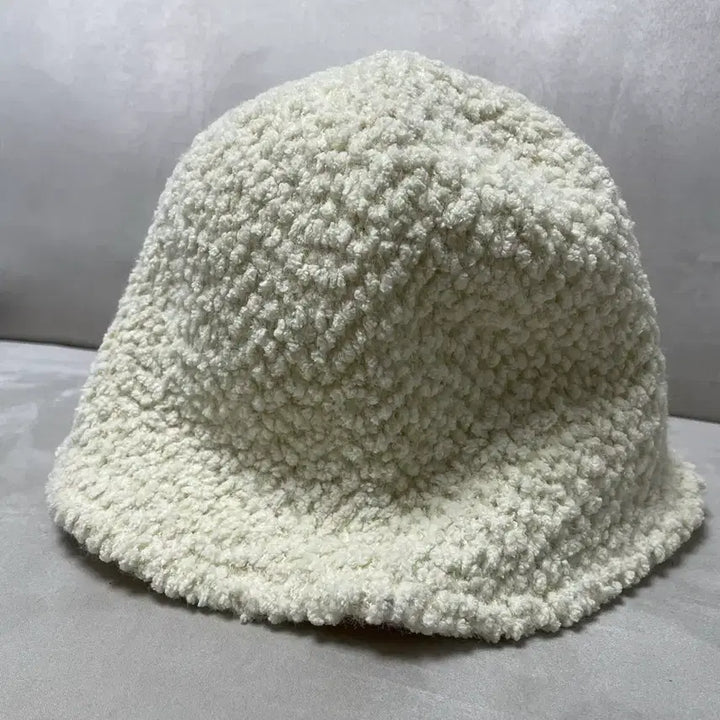 [BUNJANG] Poggles Bucket Hat / 뽀글이 버킷햇