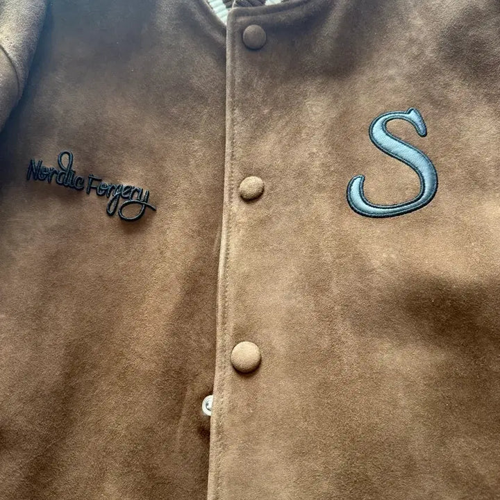 [SOLD OUT] STU 스웨이드 바시티 브라운 [M]