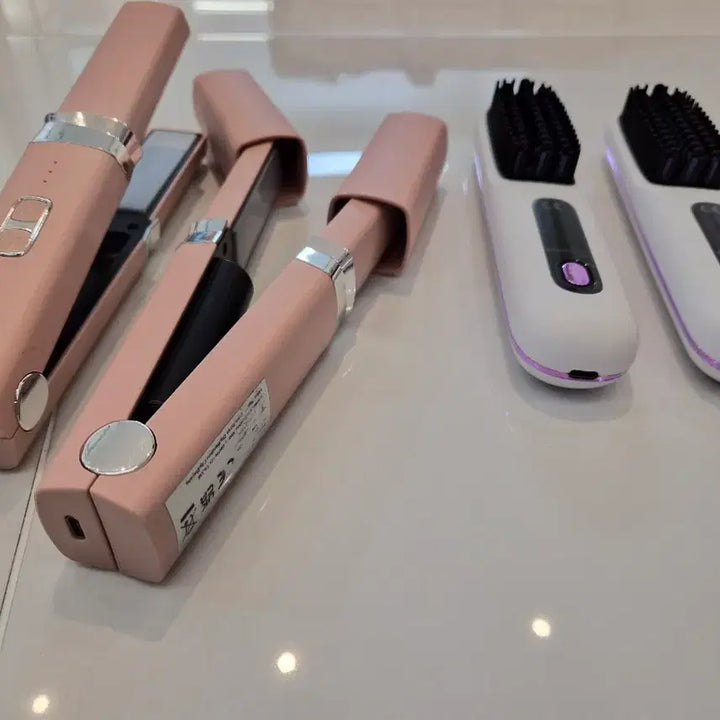 [BUNJANG] White Hair Styling Brush (New) / 화이트 헤어 스타일링 브러쉬(새상품)