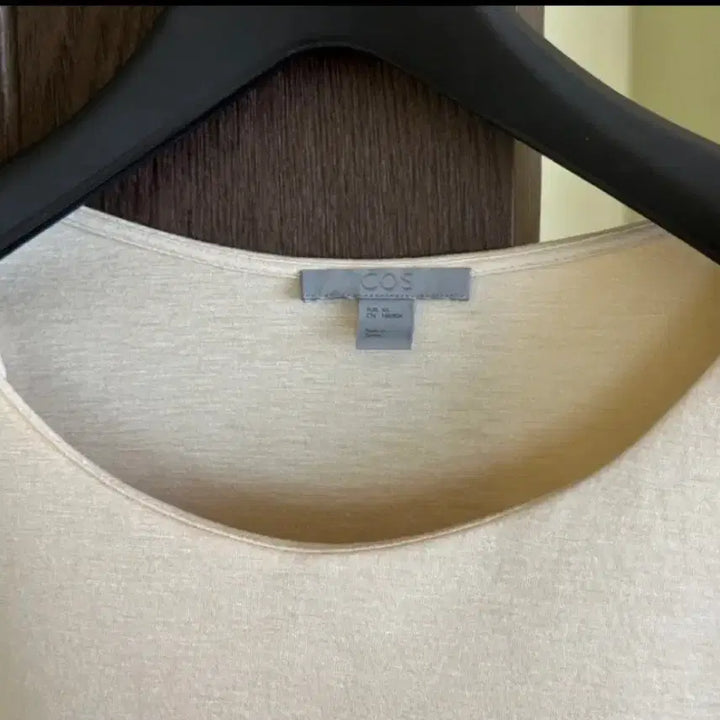 [BUNJANG] COS Frill Blouse XS / COS 프릴 장식 티셔츠 XS