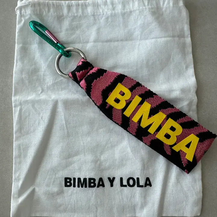 [BUNJANG] Bimby Lola Keychain + Pouch / 빔바이롤라 키링 + 파우치