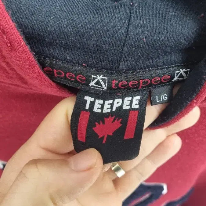 [BUNJANG] Canada Hoodie L Size / 캐나다 후드집업 L/G