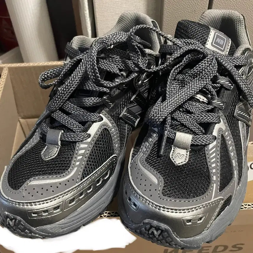[BUNJANG] New Balance 1906RES Phantom Black Sneakers / 뉴발란스 1906RES 팬텀 블랙