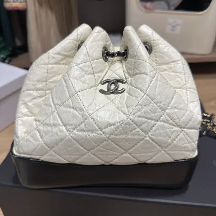 [BUNJANG] Chanel Gabrielle Backpack / 샤넬 기브리엘 백팩