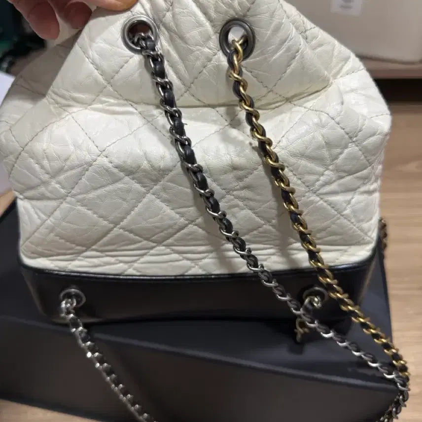 [BUNJANG] Chanel Gabrielle Backpack / 샤넬 기브리엘 백팩