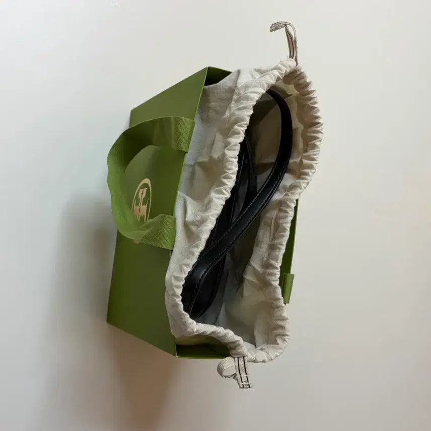 [BUNJANG] Tory Burch Kira Diamond Quilt Shoulder Bag / 토리 버치 키라 다이아몬드 퀼트 숄더백