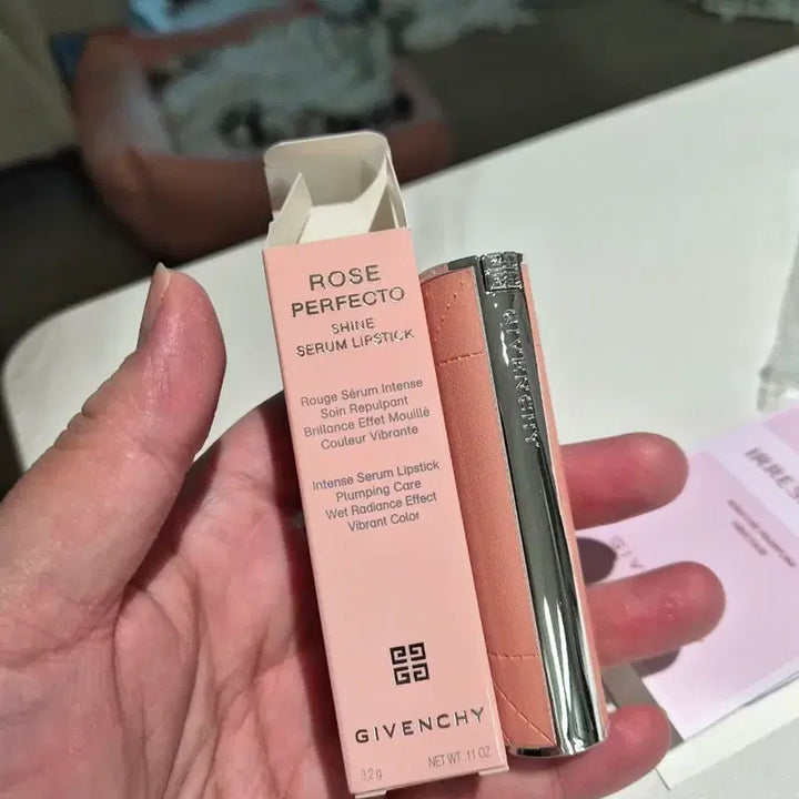 [BUNJANG] Givenchy Rose Perfecto Lipstick 335 / 지방시 로즈 퍼펙토 립스틱 335
