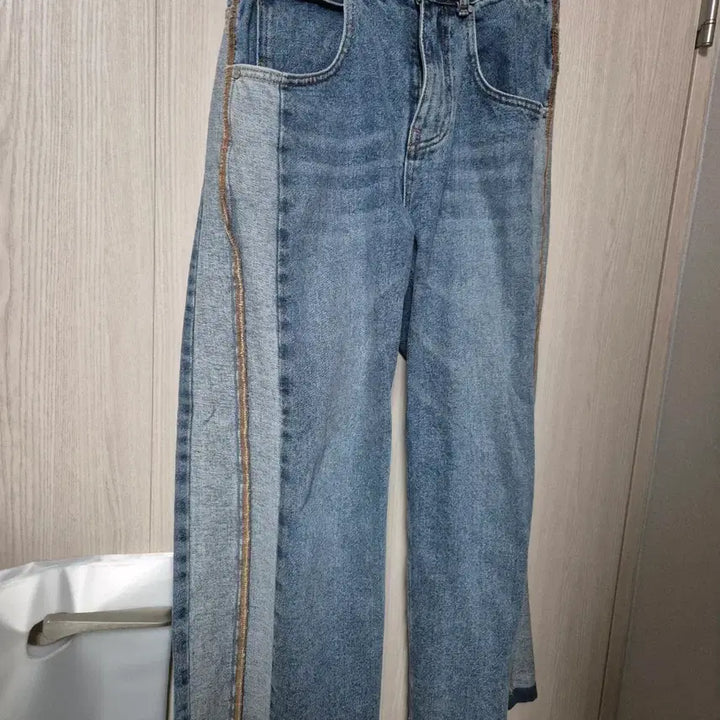 [BUNJANG] ADD. Denim Pants / ADD. 배색 스티치 데님 팬츠