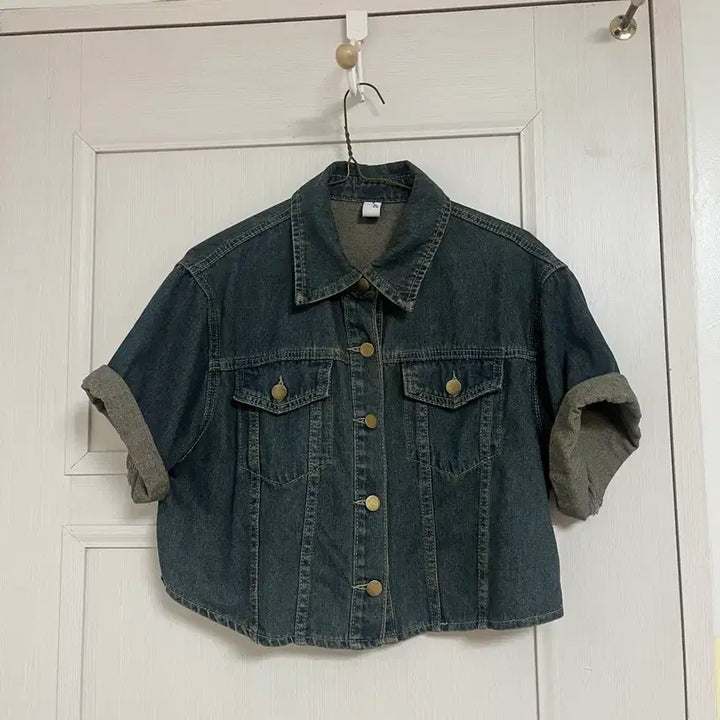 [BUNJANG] Cropped Short Sleeve Washed Denim Jacket / 크롭 반팔 워싱 데님 셔츠 청자켓