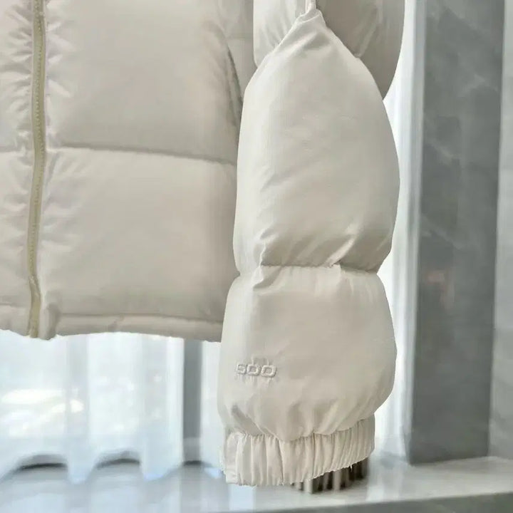 [BUNJANG] Nupste Original Patch White Padded Jacket / 북1996 누프스 오리지널 패치 화이트 패딩