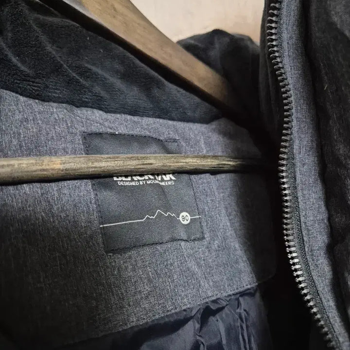 [BUNJANG] Black Yak Down Padded Jacket / 블랙야크 덕다운 패딩