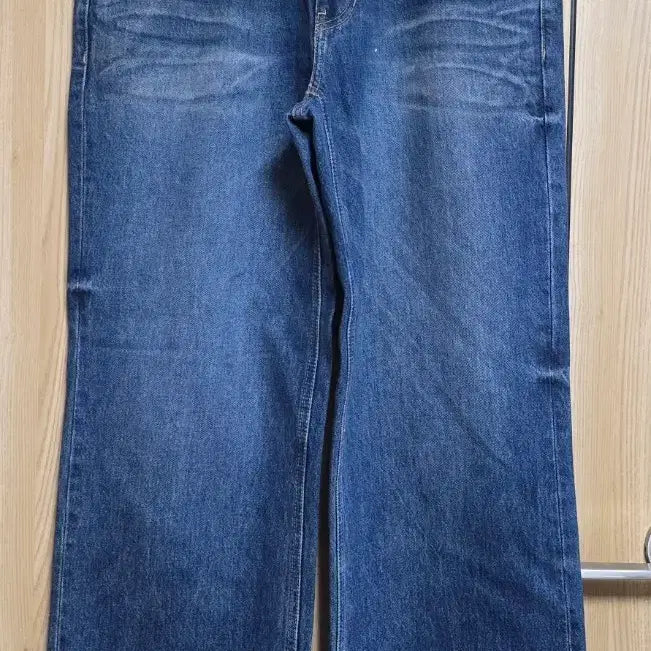[BUNJANG] Solid Homme 23FW Mid-Wash Denim Pants / [솔리드옴므][50] 23fw 워싱 중청 팬츠