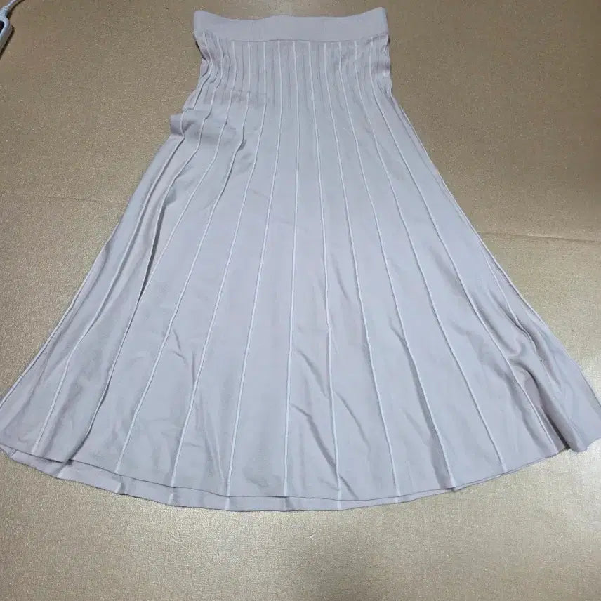 [BUNJANG] Calvin Klein Knit Skirt (S Size) / 캘빈클라인 니트 스커트 s사이즈