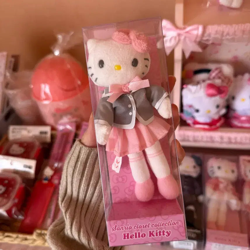 [SOLD OUT] 헬로키티 클로젯 컬렉션 롱다리 교복 마스코트 키링