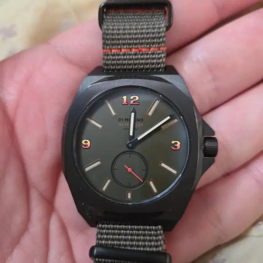 [BUNJANG] D1 Milano Metal Slug Collaboration Watch / 디원밀라노 메탈슬러그 콜라보