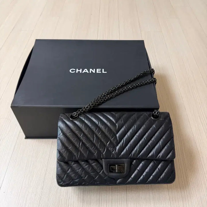[BUNJANG] Chanel 2.55 Reissue Small Bag / 샤넬 2.55 리이슈 빈티지 올블랙 스몰