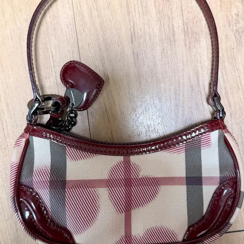 [BUNJANG] Burberry Vintage Check Shoulder Bag / 버버리 빈티지 체크 숄더백