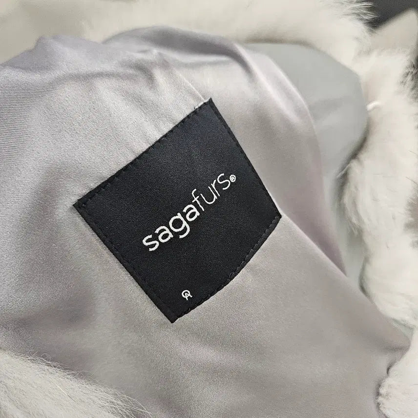 [BUNJANG] Sagafurs Real Mink Fur Hooded Vest - Gray / 밍크 후드 퍼조끼 그레이 (Sagafurs)