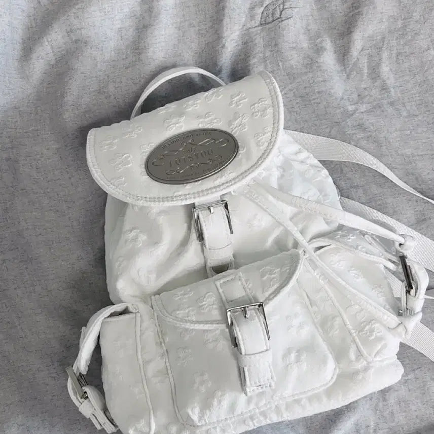 [BUNJANG] lotsyou Nostalgia Chubby Backpack White / 라츠유 미니백팩 화이트 lotsyou_Nostalgia chubby Ba
