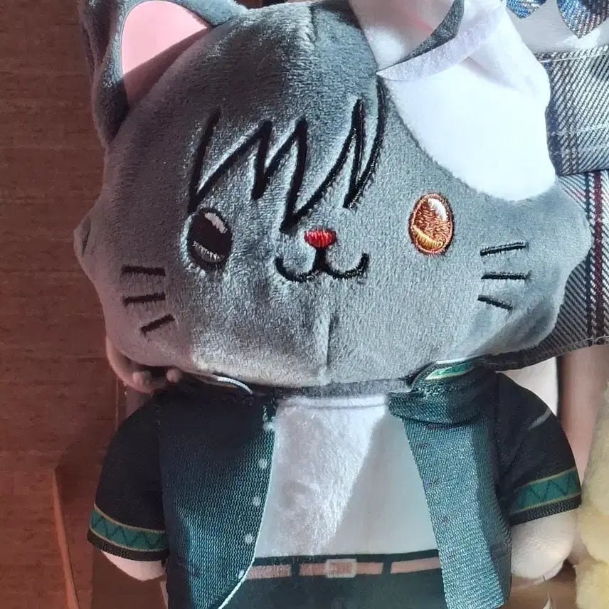 [BUNJANG] Wind Breaker Sakura Nekomimi Plush Doll / 윈드브레이커 윈브레 사쿠라 네코누이 인형 판매