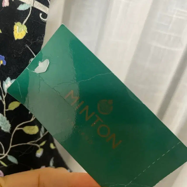 [BUNJANG] Minton Black Flower Apron / 명품 민톤 블랙 플라워 앞치마