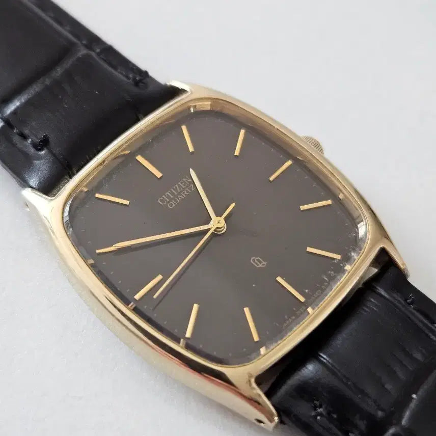 [BUNJANG] Vintage Citizen Quartz Black Leather Watch / 빈티지 시티즌 쿼츠 블랙 가죽 시계