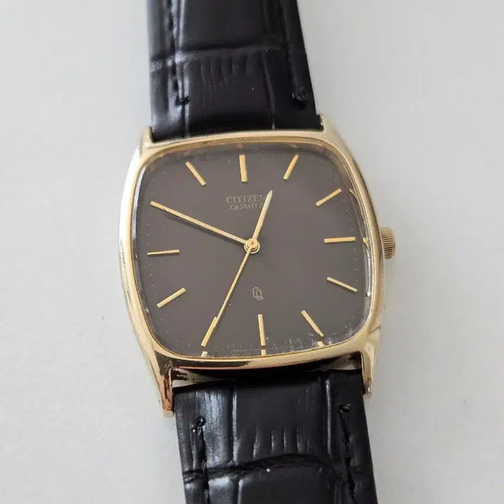 [BUNJANG] Vintage Citizen Quartz Black Leather Watch / 빈티지 시티즌 쿼츠 블랙 가죽 시계