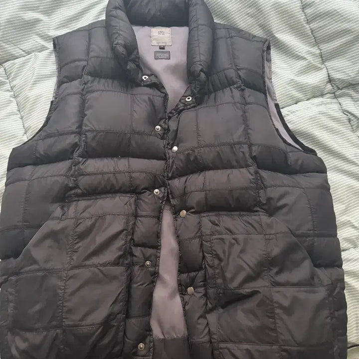 [BUNJANG] Polytelu Patched Down Puffer Jacket / 폴리테루 패치드 다운 푸퍼 3