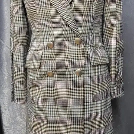 [BUNJANG] Double-Breasted Check Long Coat / 체크 더블 버튼 롱 코트